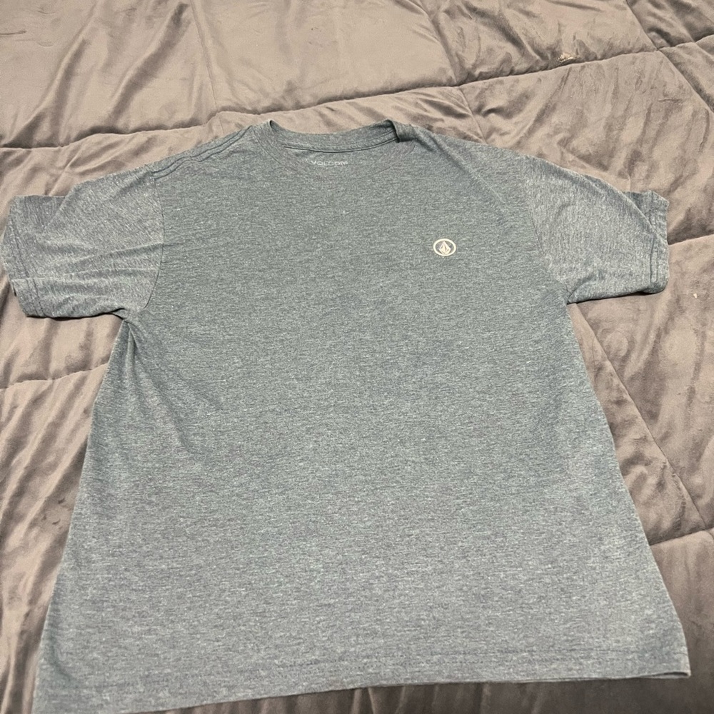 Blue volcom shirt, size XL
